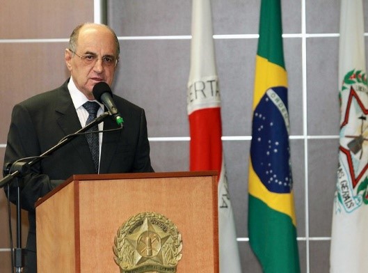 2012 Antonio Anastasia empossa novo controlador geral do Estado